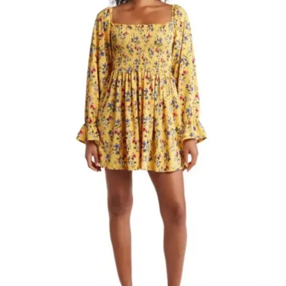 Velvet Torch Los Angeles Smocked Yellow Floral Mini Dress Size M